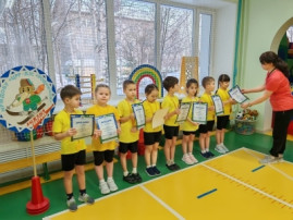 Наши воспитанники - участники Всероссийской массовой гонки "Лыжня России" Наши воспитанники - участники Всероссийской массовой гонки "Лыжня России".